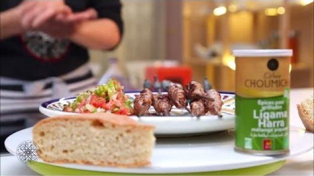 Choumicha : Cuisine Marocaine - Brochettes de Kefta et sa salade marocaine (VF)